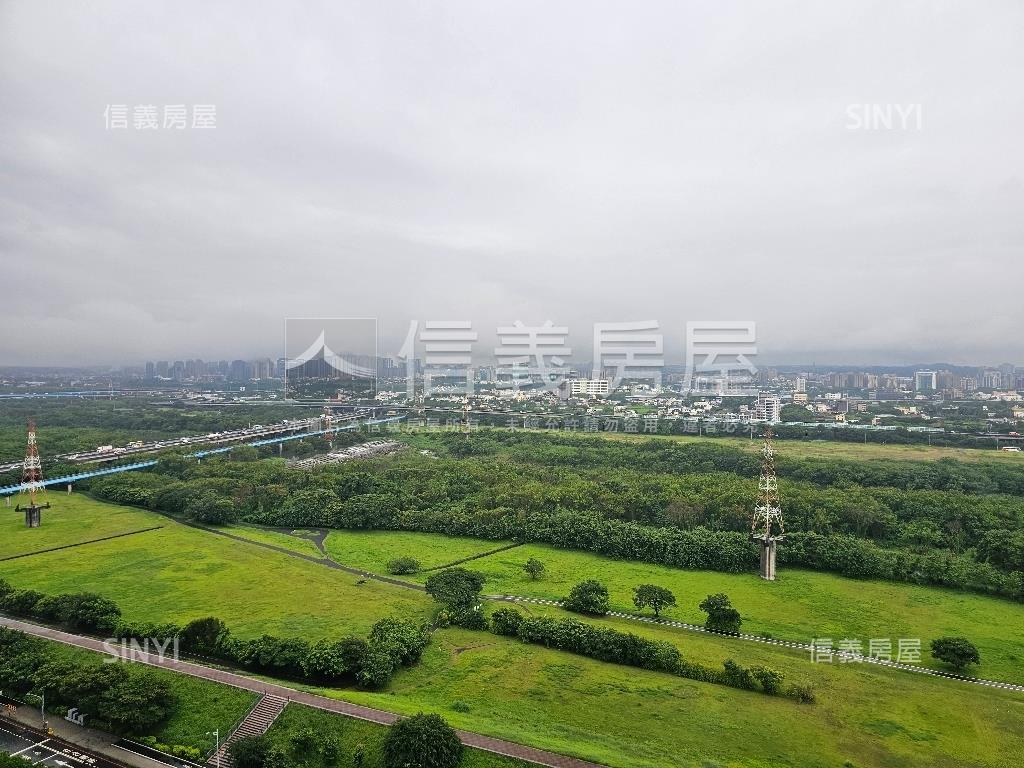 天空草原河景世界之窗房屋室內格局與周邊環境