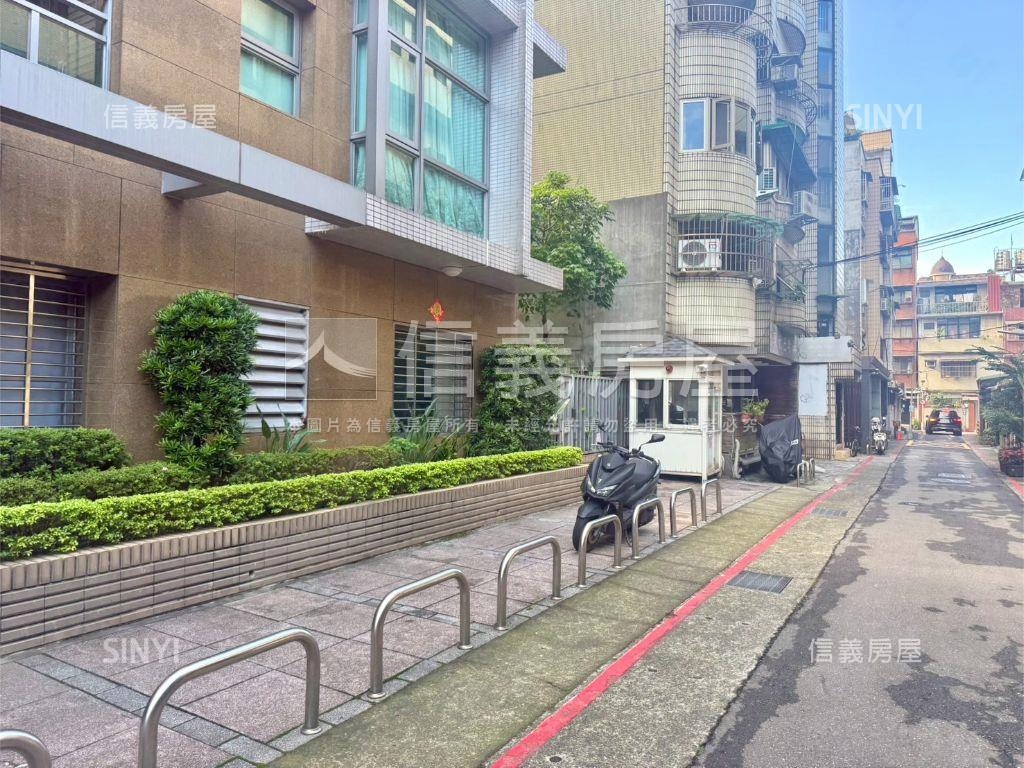 中正國中⭐雅緻庭院風情房屋室內格局與周邊環境