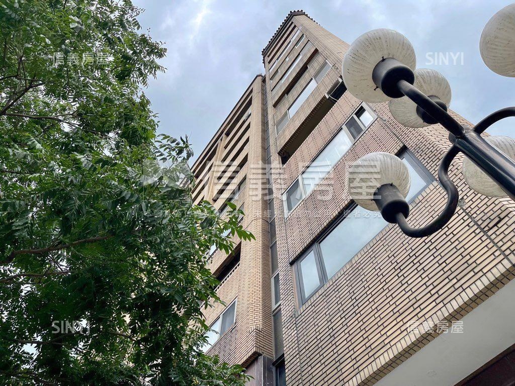 仁愛高樓景觀邊間房屋室內格局與周邊環境