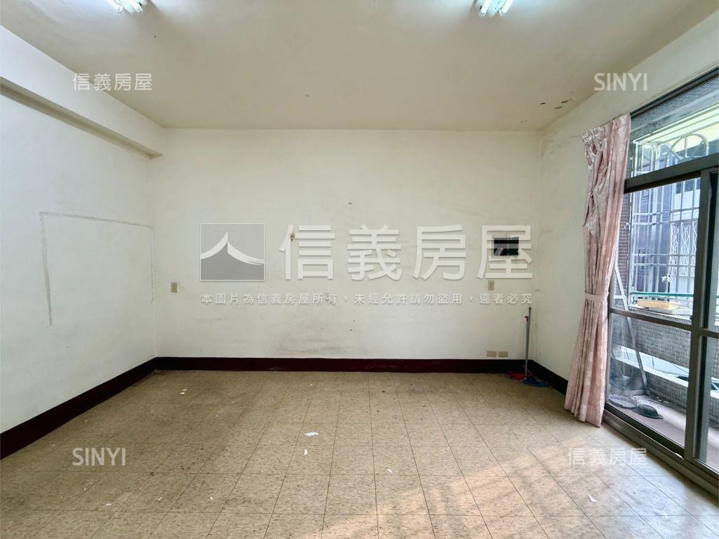 潭子低總價透天房屋室內格局與周邊環境
