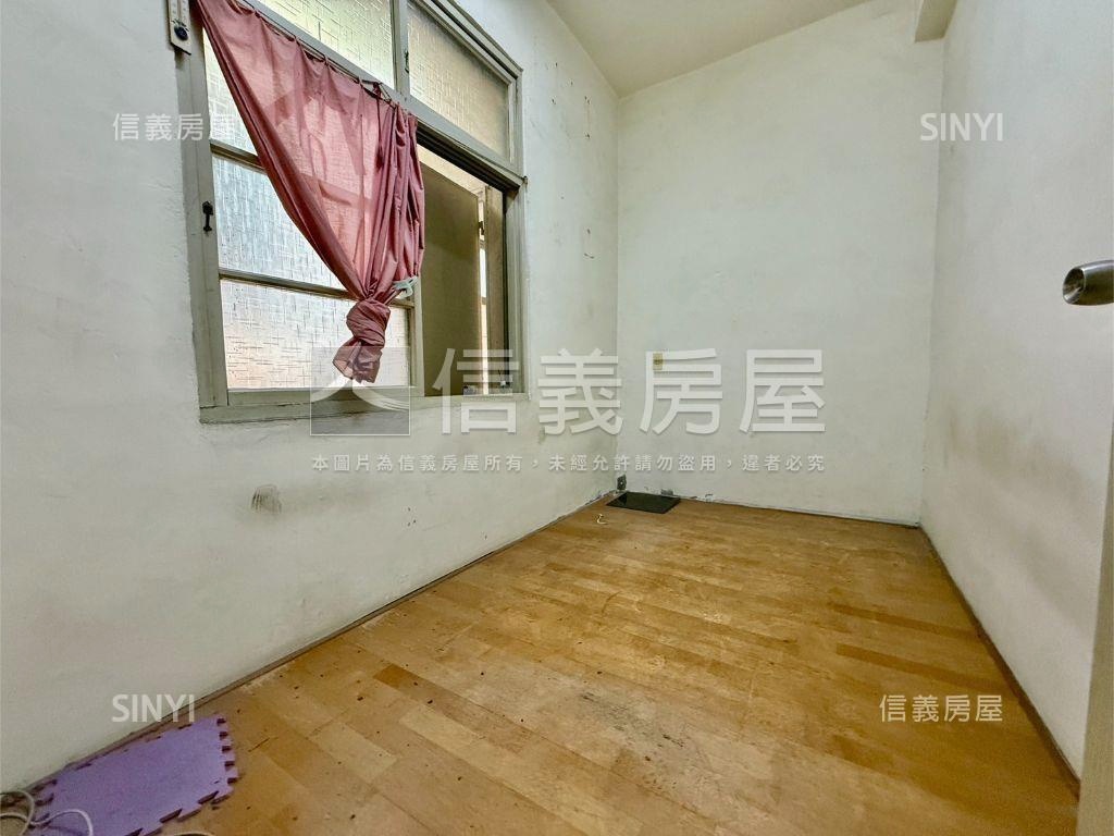 潭子低總價透天房屋室內格局與周邊環境