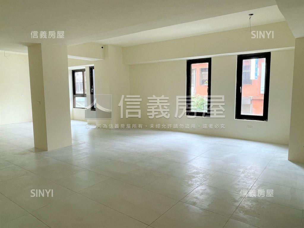 博愛二路未來雙捷運站店面房屋室內格局與周邊環境