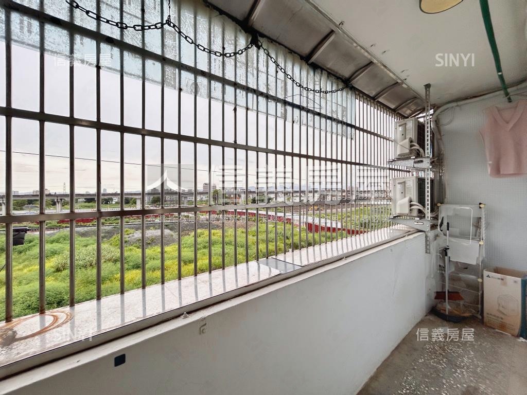 精美裝潢前後陽台美屋房屋室內格局與周邊環境