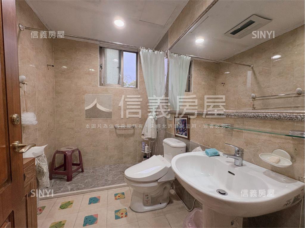 捷運政大站冠德名人錄四房房屋室內格局與周邊環境