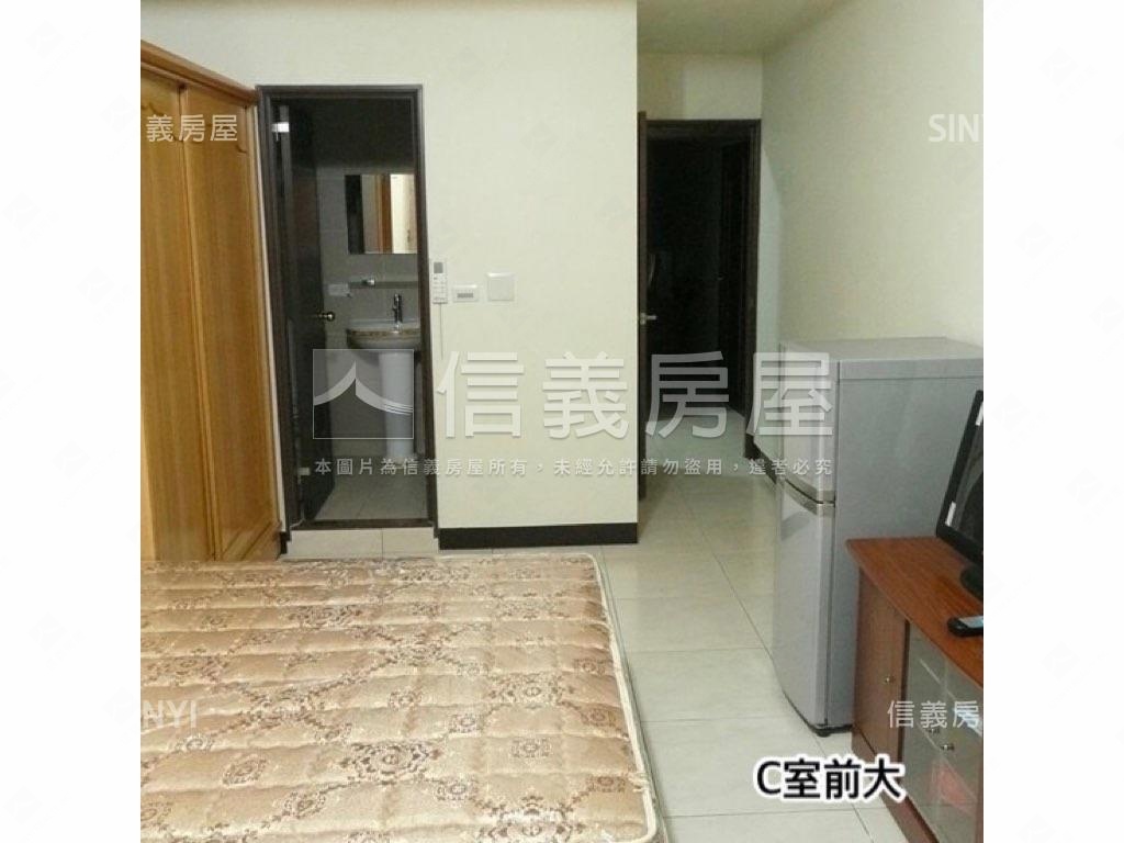 專任委託。捷運二樓房屋室內格局與周邊環境
