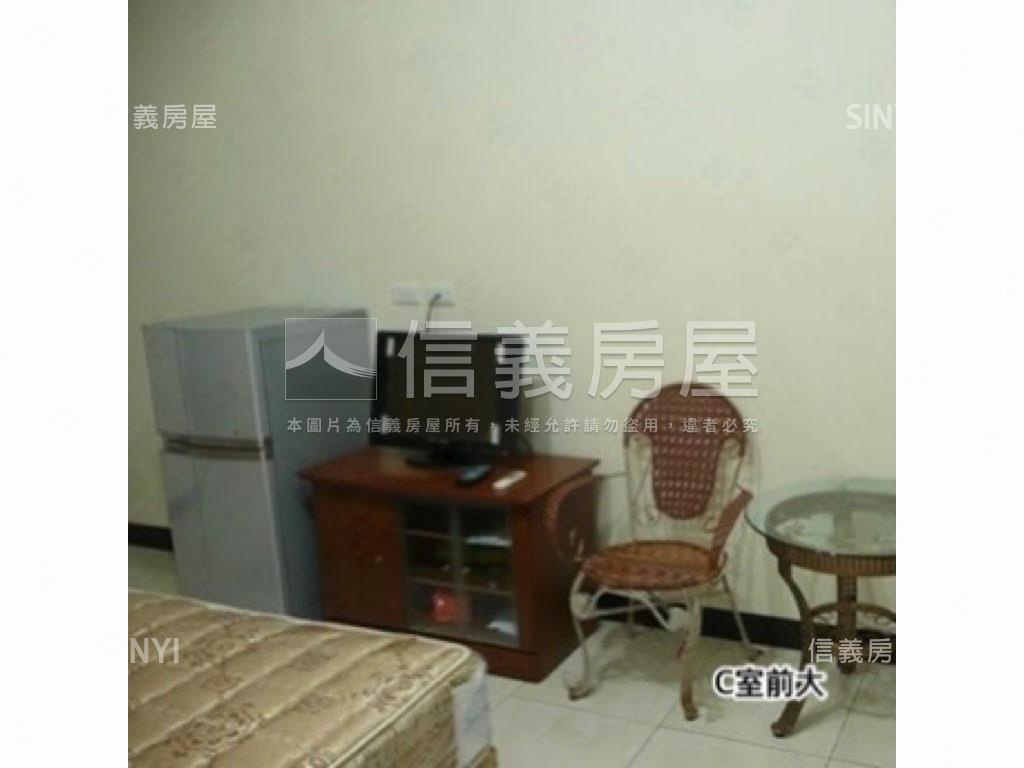 專任委託。捷運二樓房屋室內格局與周邊環境