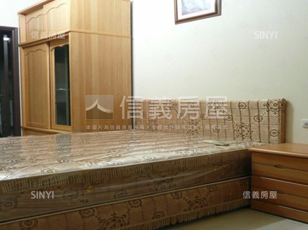 專任委託。捷運二樓房屋室內格局與周邊環境