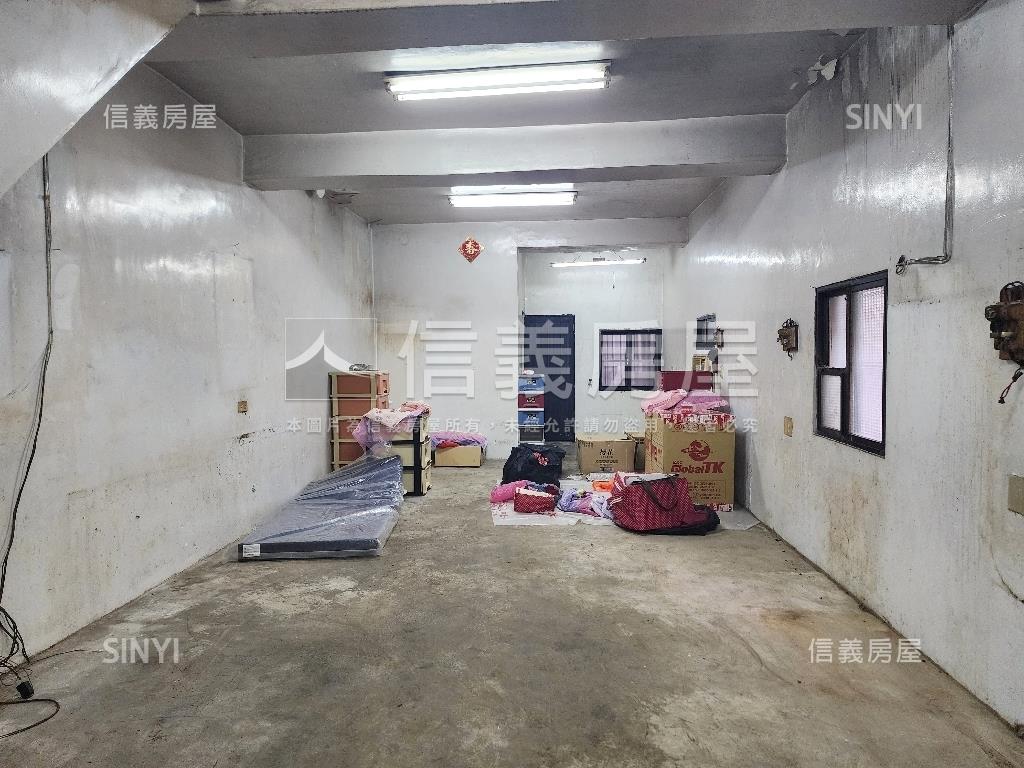 專任◎稀有邊間透天房屋室內格局與周邊環境