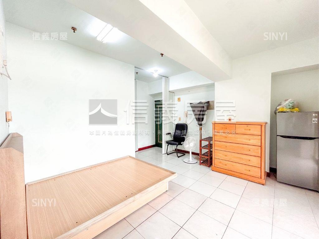 ☆高樓好採光陽台溫馨套房房屋室內格局與周邊環境