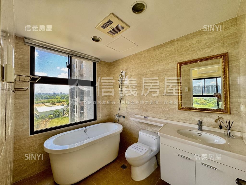宜雄玉荷景觀三房車位房屋室內格局與周邊環境