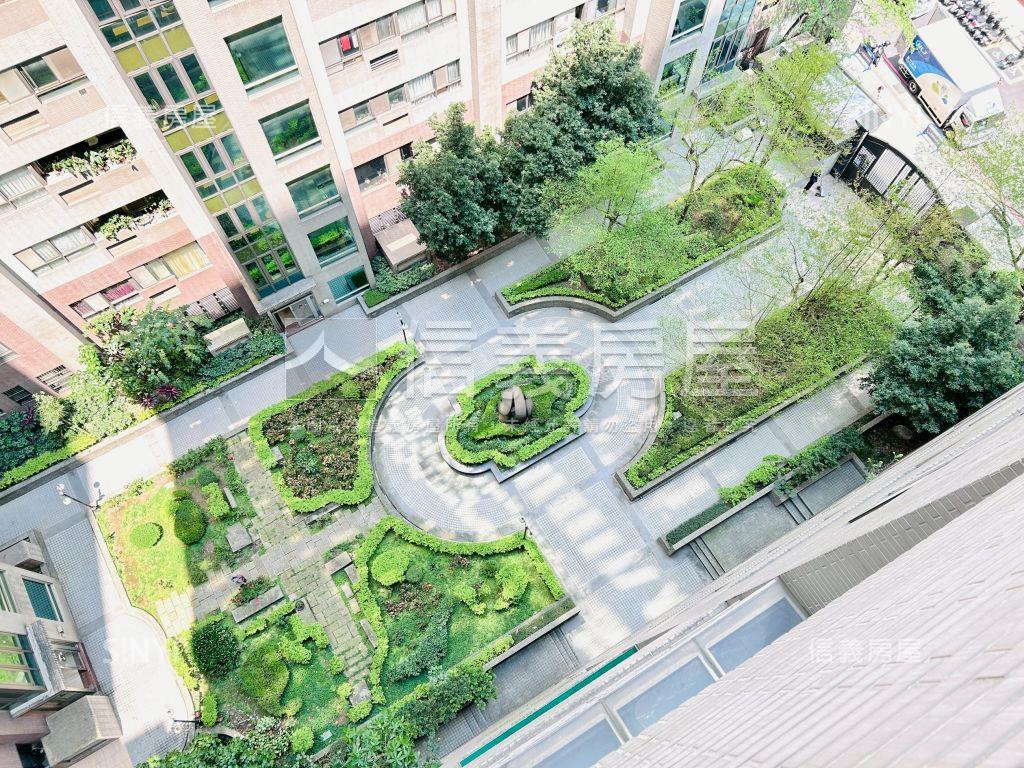 名人賞稀有大空間樓中樓房屋室內格局與周邊環境