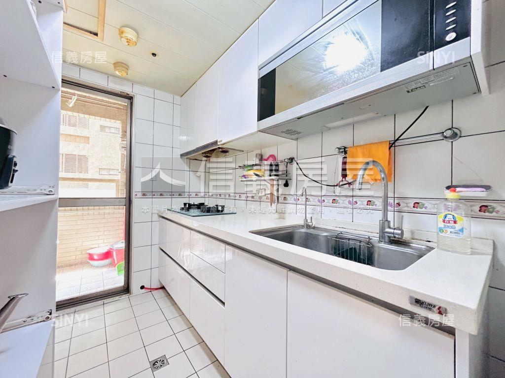 名人賞稀有大空間樓中樓房屋室內格局與周邊環境