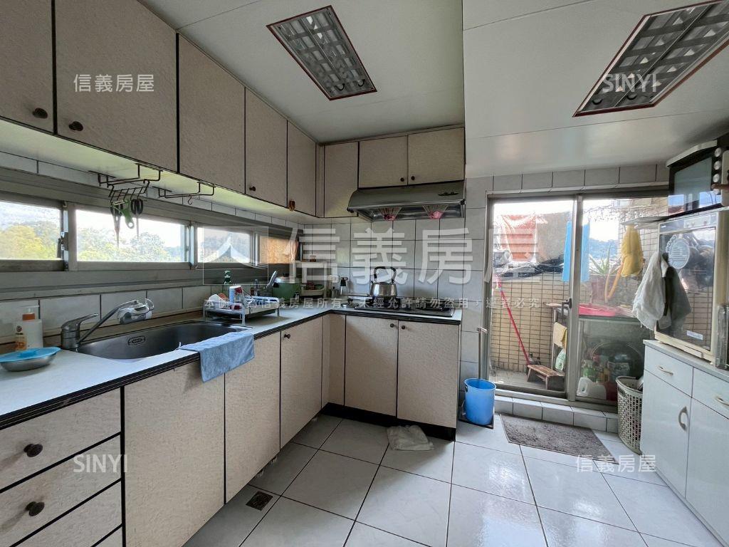 春天高樓景觀２＋１房車位房屋室內格局與周邊環境