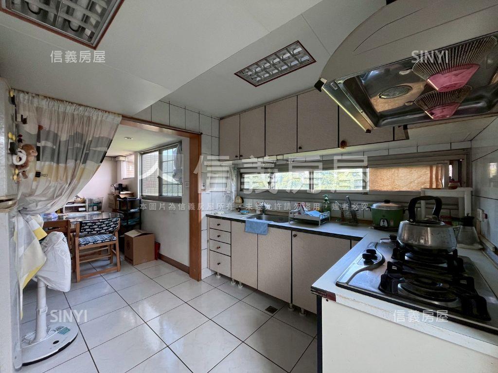 春天高樓景觀２＋１房車位房屋室內格局與周邊環境