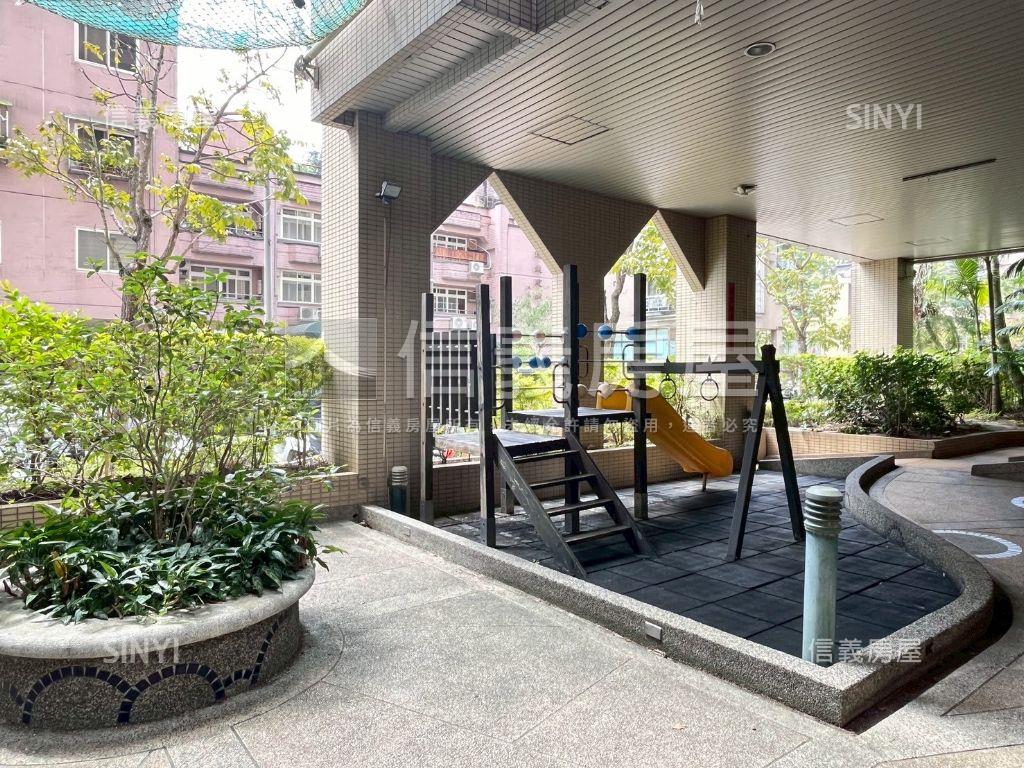 春天高樓景觀２＋１房車位房屋室內格局與周邊環境