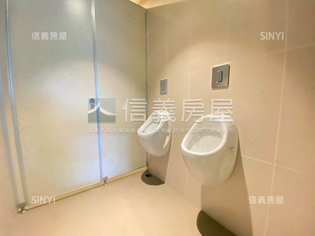 文心路霸氣角店（Ｂ）房屋室內格局與周邊環境