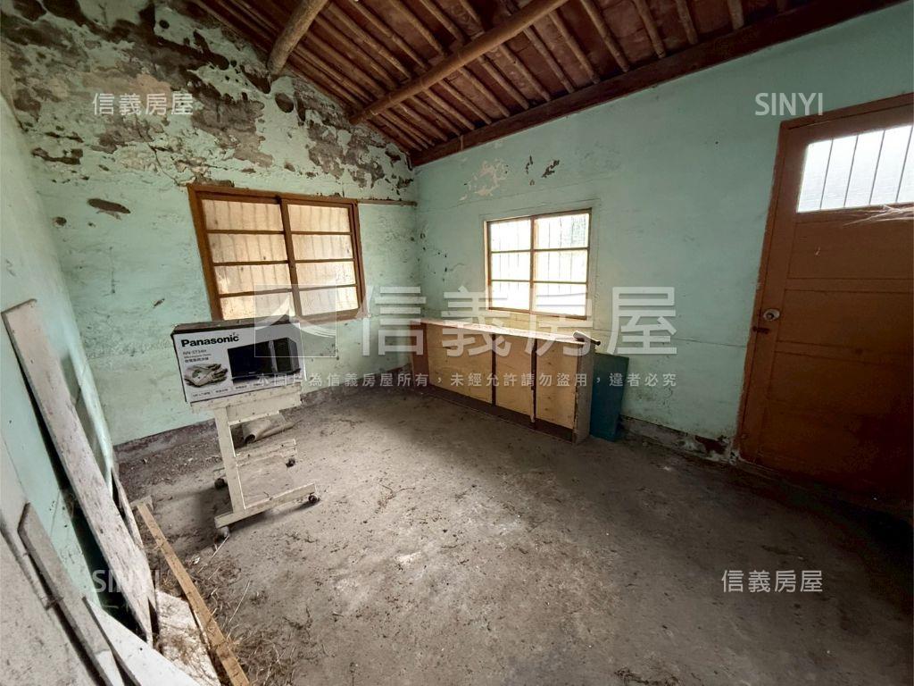 善化約９９坪土地房屋室內格局與周邊環境