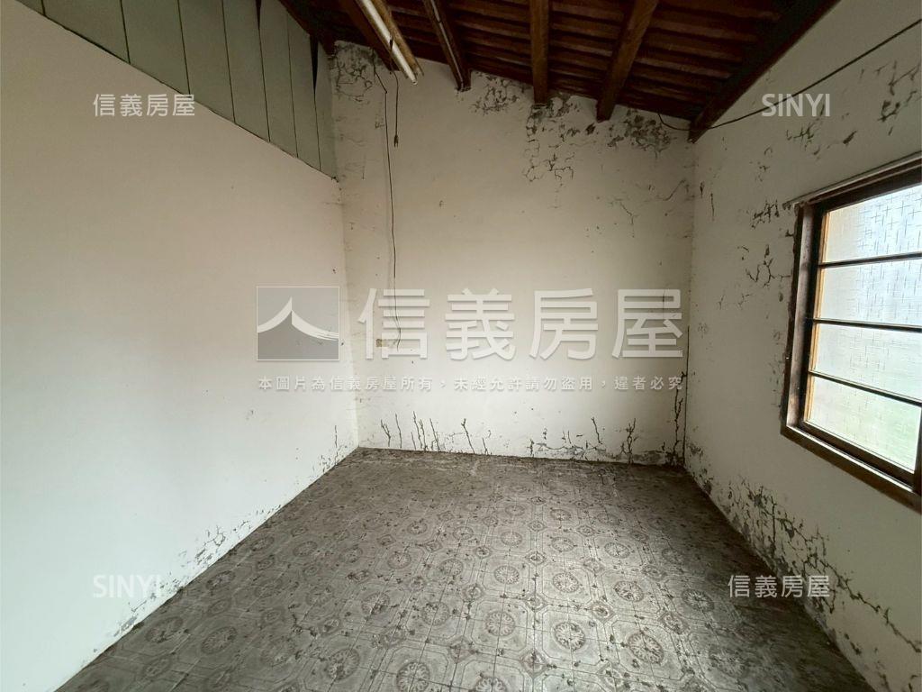 善化約９９坪土地房屋室內格局與周邊環境