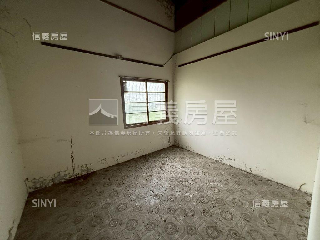 善化約９９坪土地房屋室內格局與周邊環境