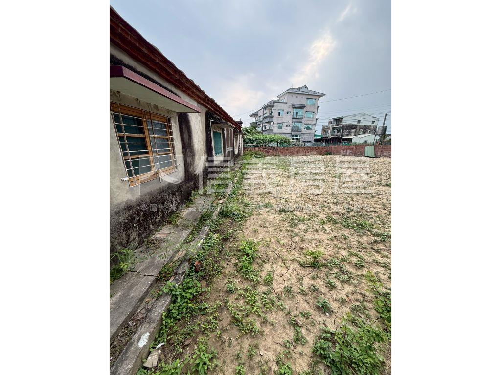 善化約９９坪土地房屋室內格局與周邊環境