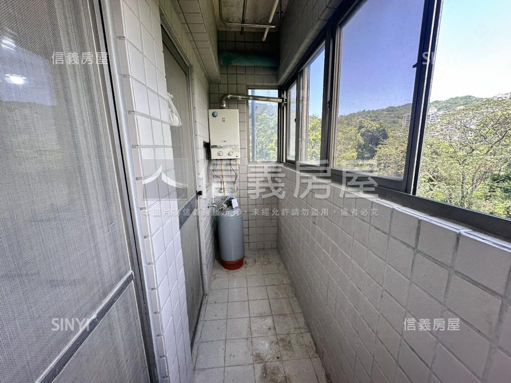 華固蔚嵐山莊有電梯管理員房屋室內格局與周邊環境