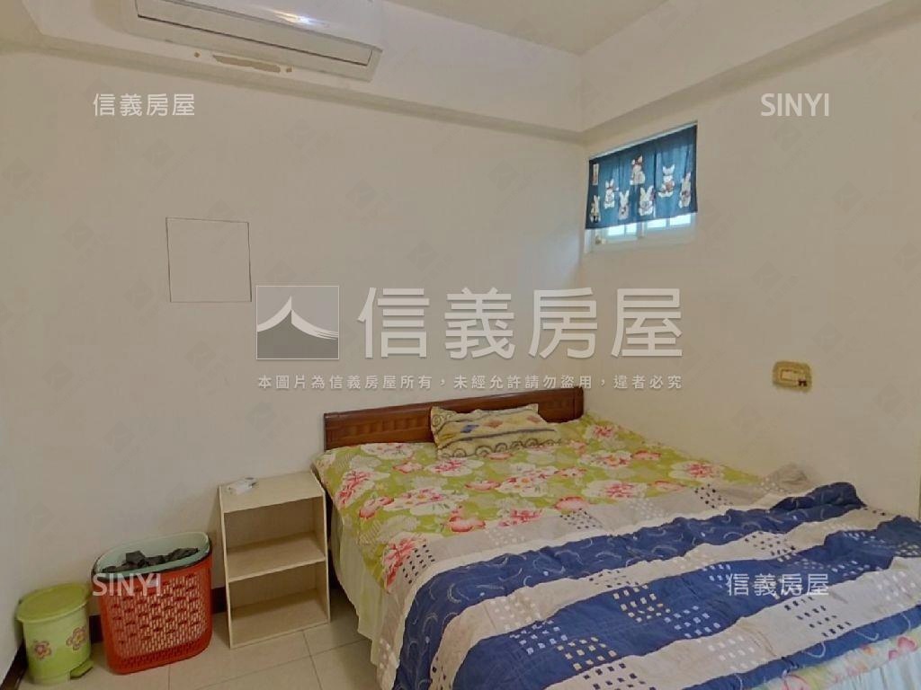 未來山峰重劃區旁燙金店面房屋室內格局與周邊環境