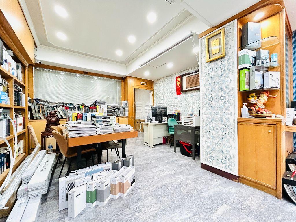 稀有●濱江低總價店面房屋室內格局與周邊環境