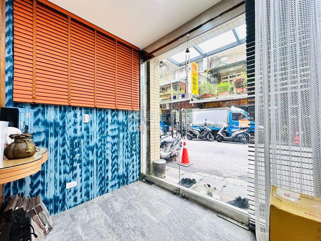 稀有●濱江低總價店面房屋室內格局與周邊環境