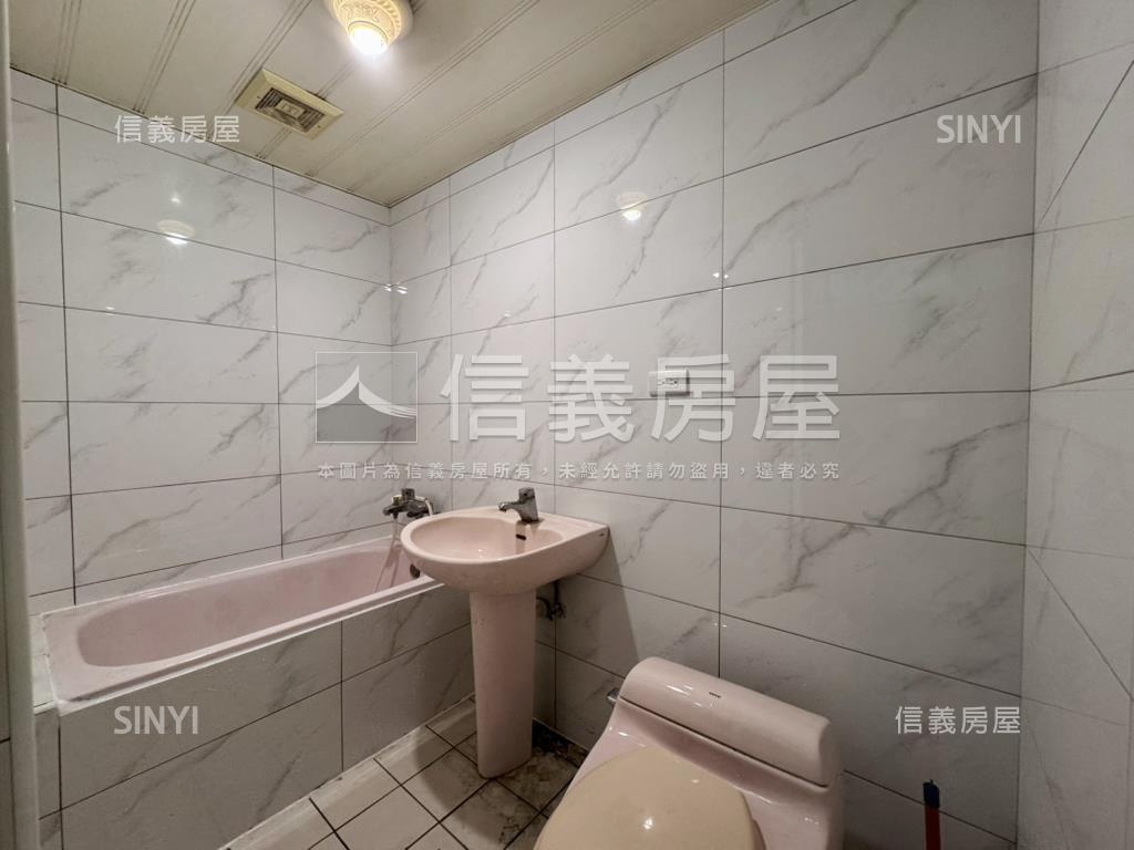 天藍凱悅－近亞東捷運站房屋室內格局與周邊環境
