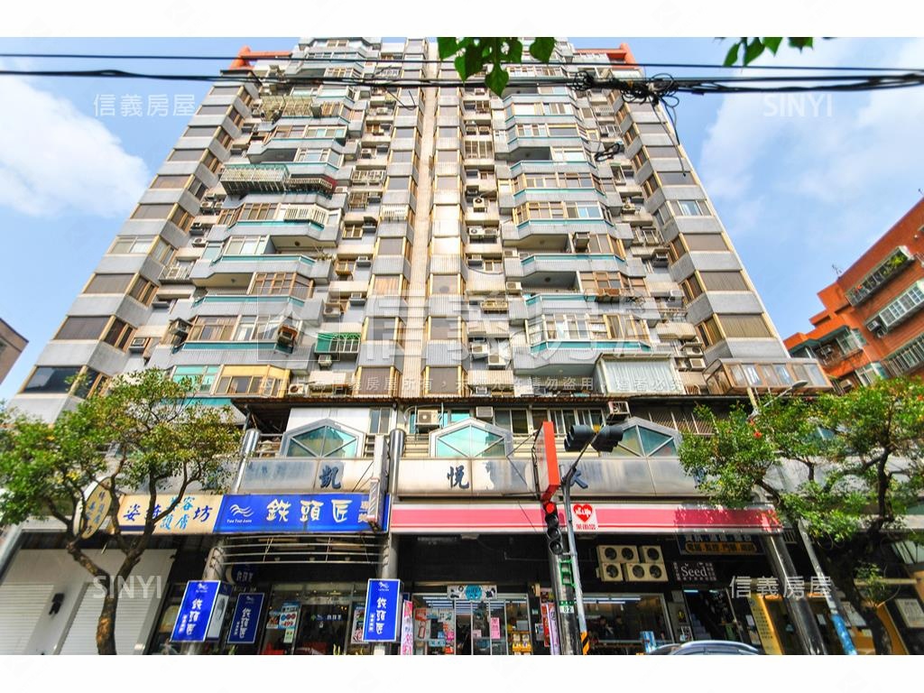 天藍凱悅－近亞東捷運站房屋室內格局與周邊環境