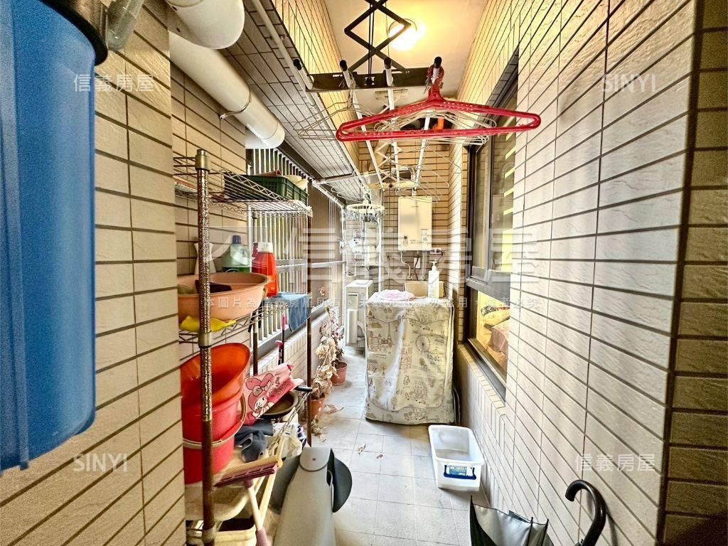 高樓景觀精裝美宅平車房屋室內格局與周邊環境