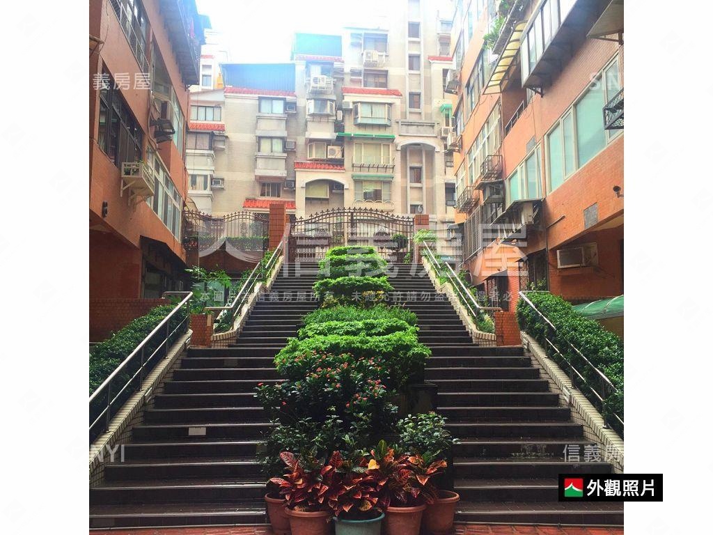 西湖園坡平車位景觀三房房屋室內格局與周邊環境