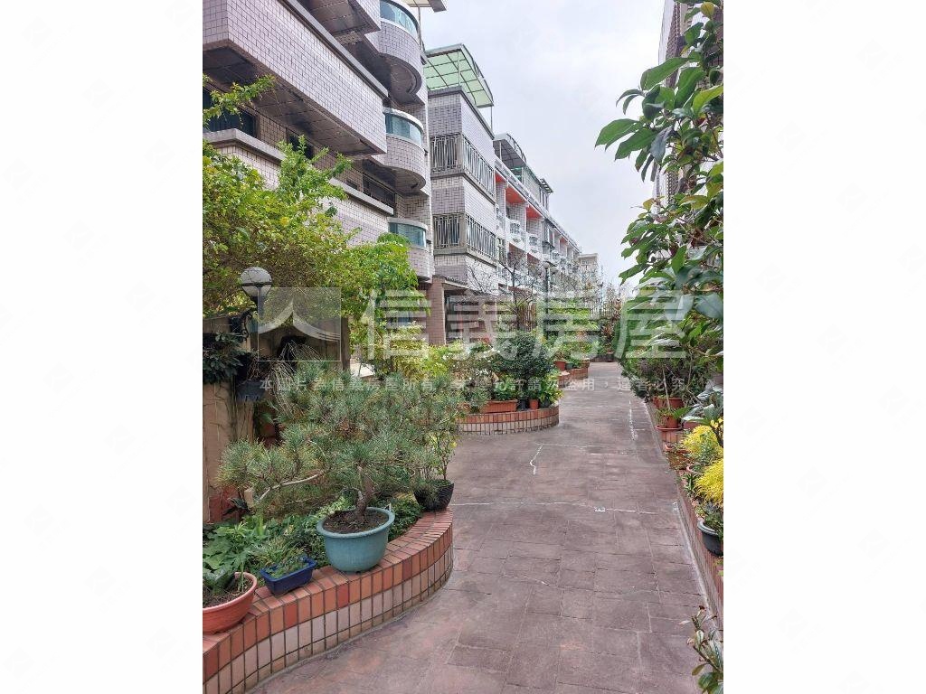 崙平大面寬霸氣美墅房屋室內格局與周邊環境