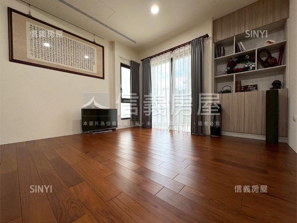 南屯單元三｜獨棟雙車別墅房屋室內格局與周邊環境