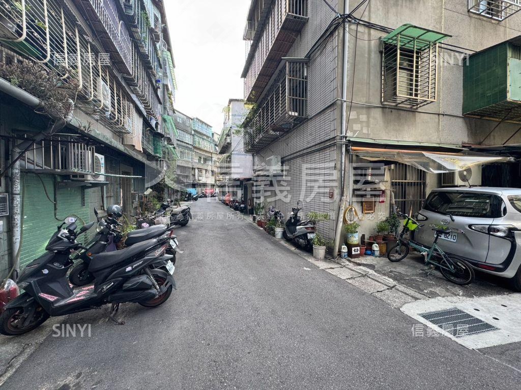 信義路優質公寓房屋室內格局與周邊環境