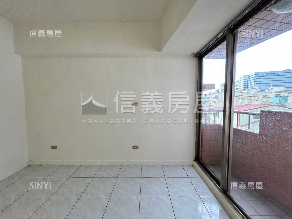 近大慶雙鐵共構電梯大三房房屋室內格局與周邊環境
