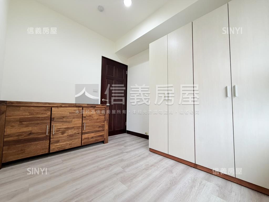 南科｜太子三房平車甜甜價房屋室內格局與周邊環境