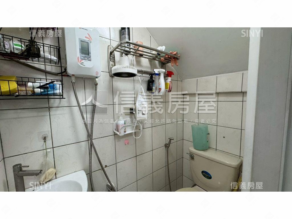 太平近勤益臨路透天房屋室內格局與周邊環境