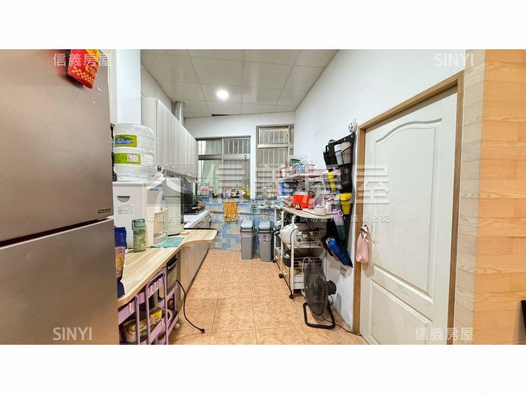 太平近勤益臨路透天房屋室內格局與周邊環境