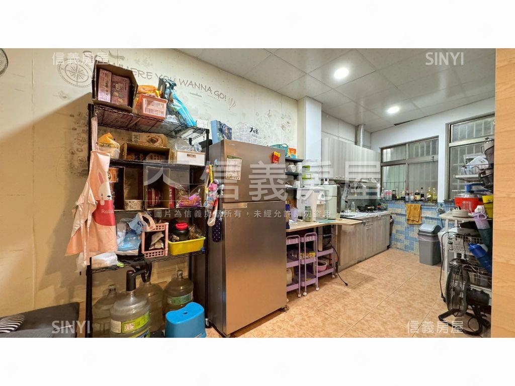 太平近勤益臨路透天房屋室內格局與周邊環境