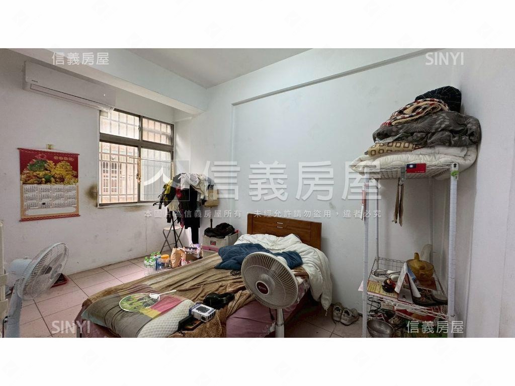 太平近勤益臨路透天房屋室內格局與周邊環境