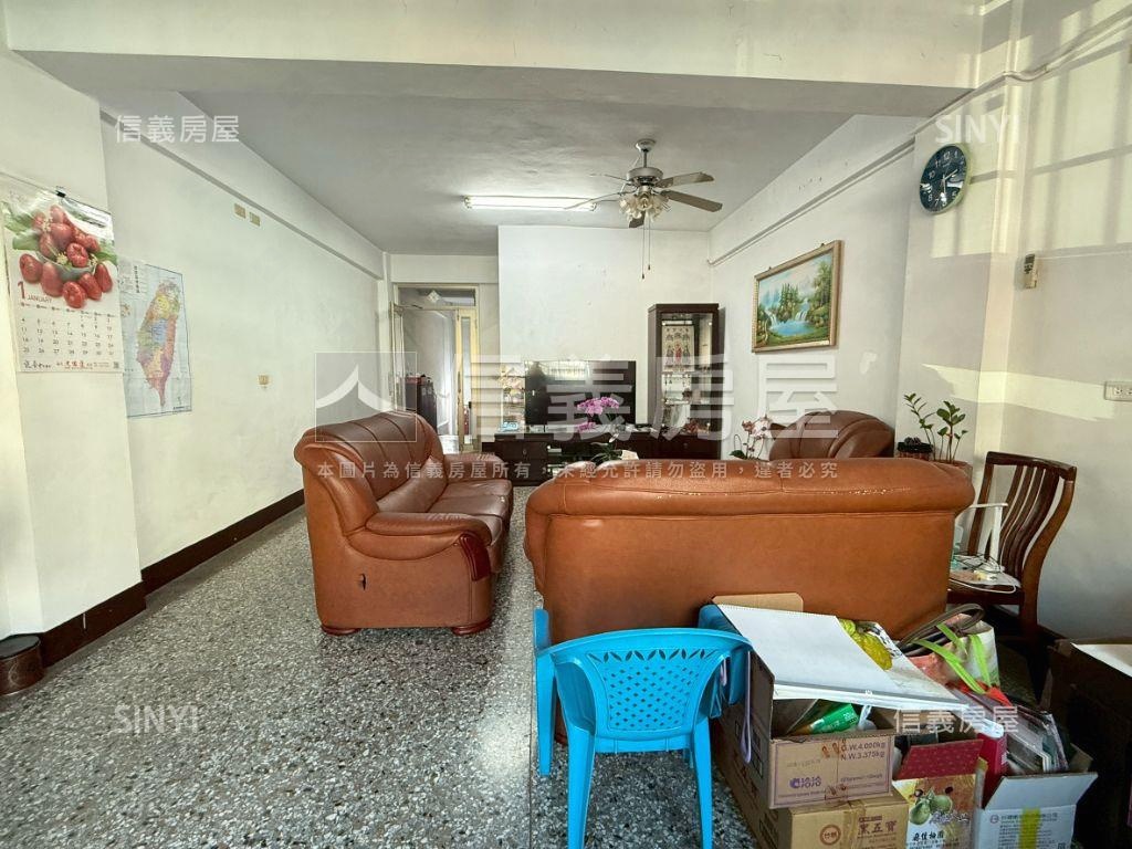 近捷運中清路雙陽台大透店房屋室內格局與周邊環境