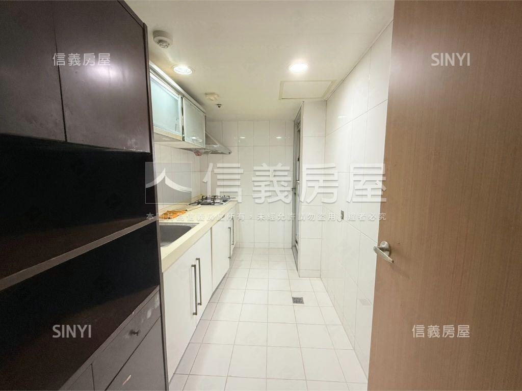 海揚美學４房房屋室內格局與周邊環境