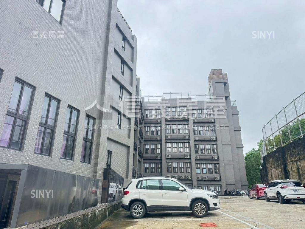 青春學苑青春套房出售房屋室內格局與周邊環境