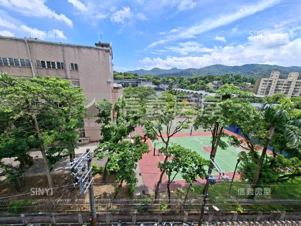 永寧捷運３房公寓房屋室內格局與周邊環境