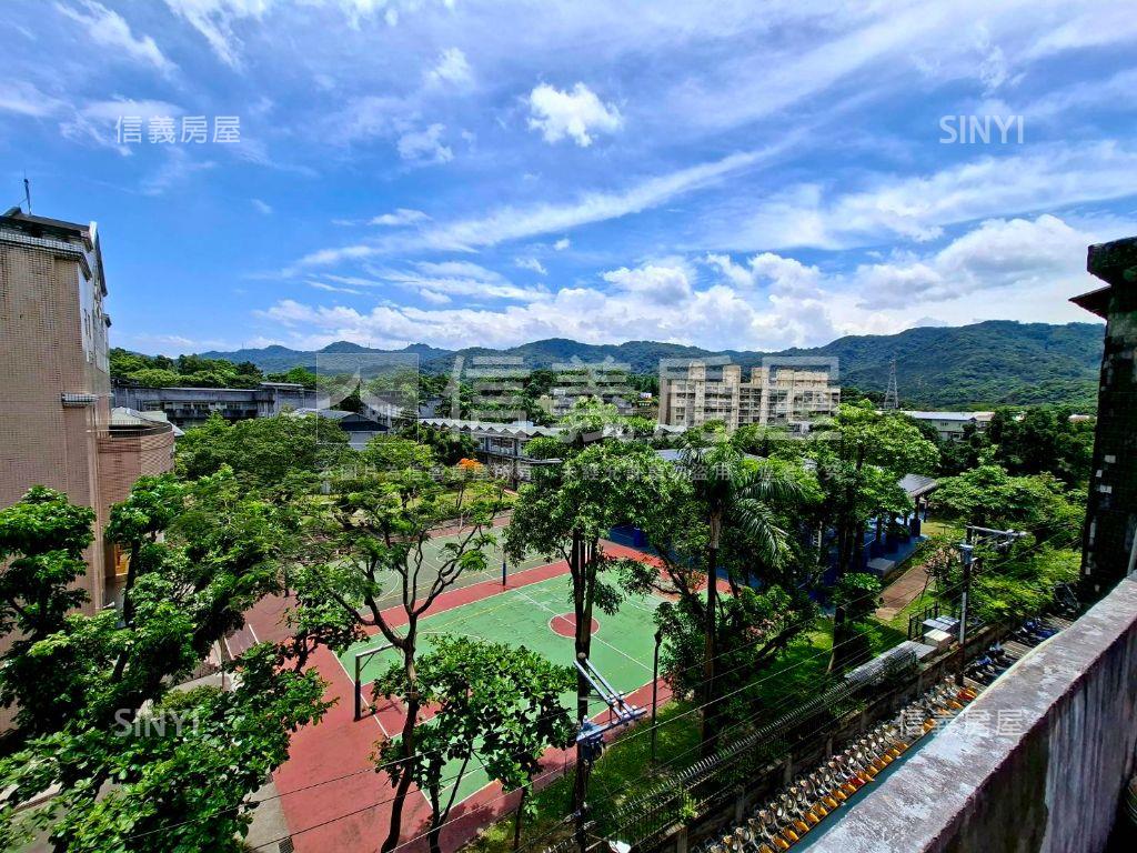 永寧捷運３房公寓房屋室內格局與周邊環境