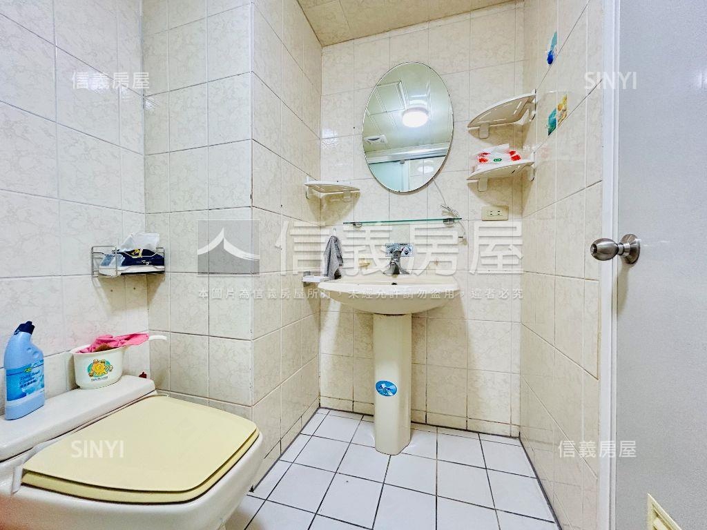 學區旁樓中樓四房車位房屋室內格局與周邊環境
