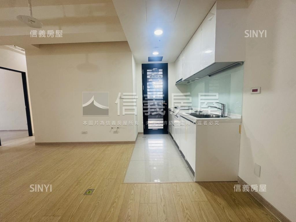 青埔｜新大代代木朝南三房房屋室內格局與周邊環境