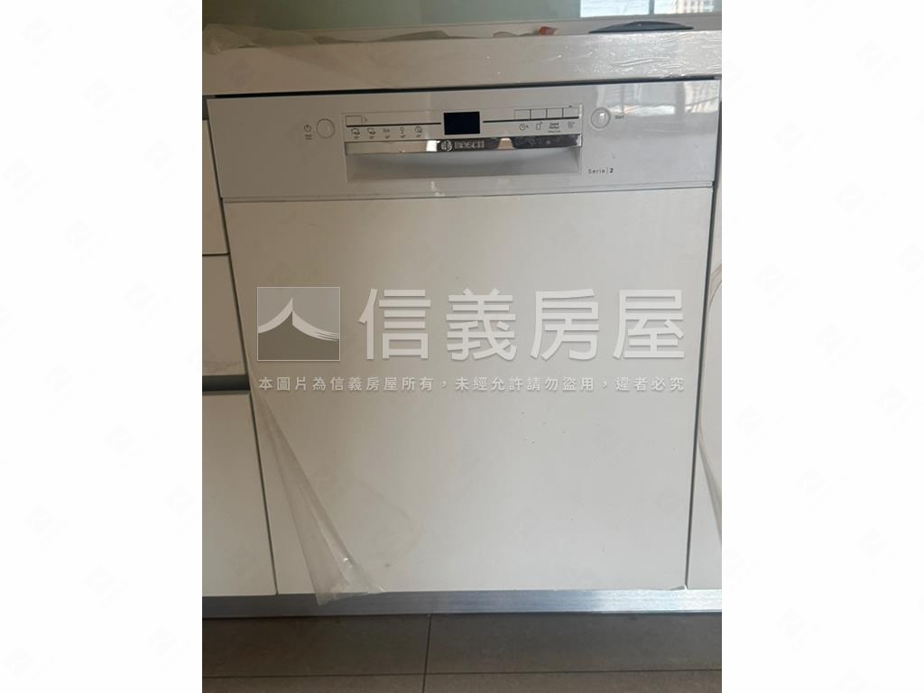 青埔｜新大代代木朝南三房房屋室內格局與周邊環境