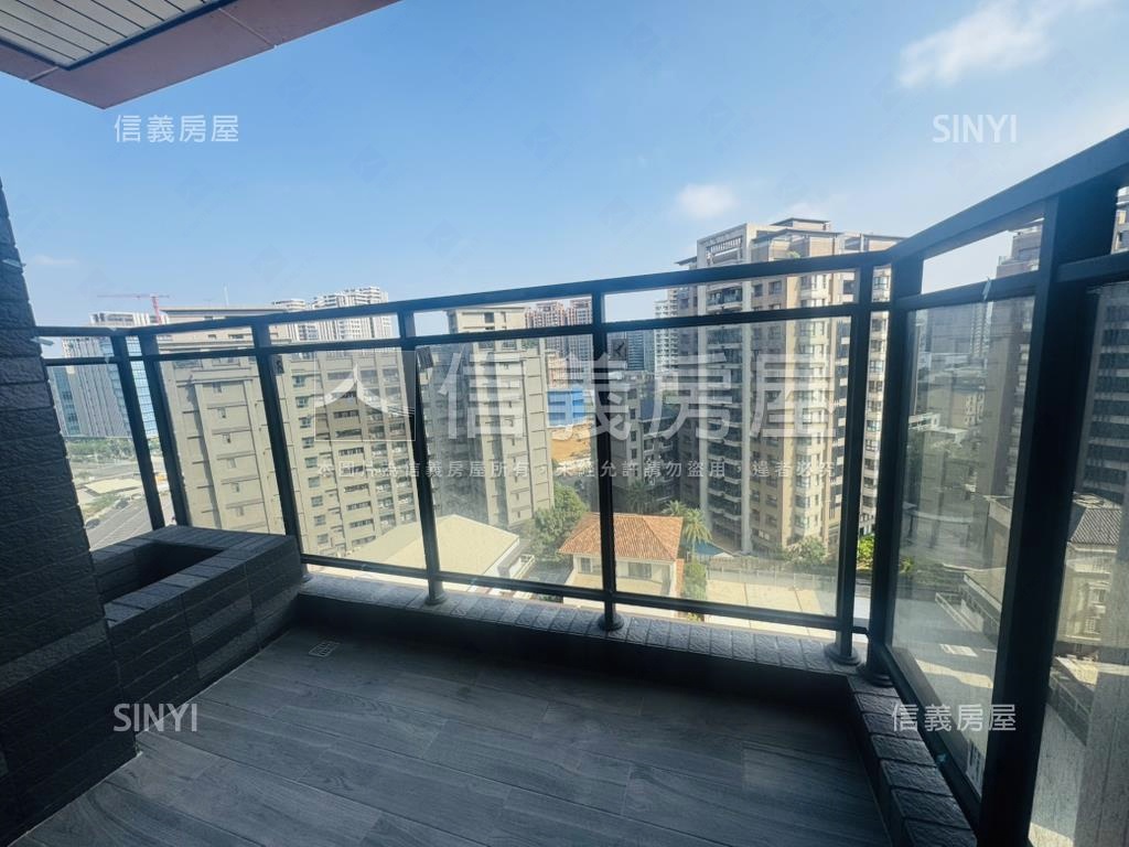 青埔｜新大代代木朝南三房房屋室內格局與周邊環境